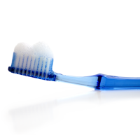 daily-white-clean-and-white-fusion-foaming-toothbrush